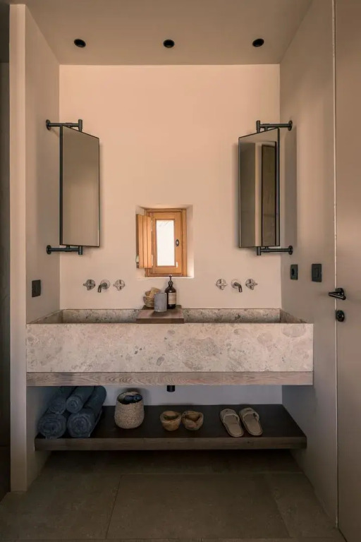 Theros All Suite Hotel