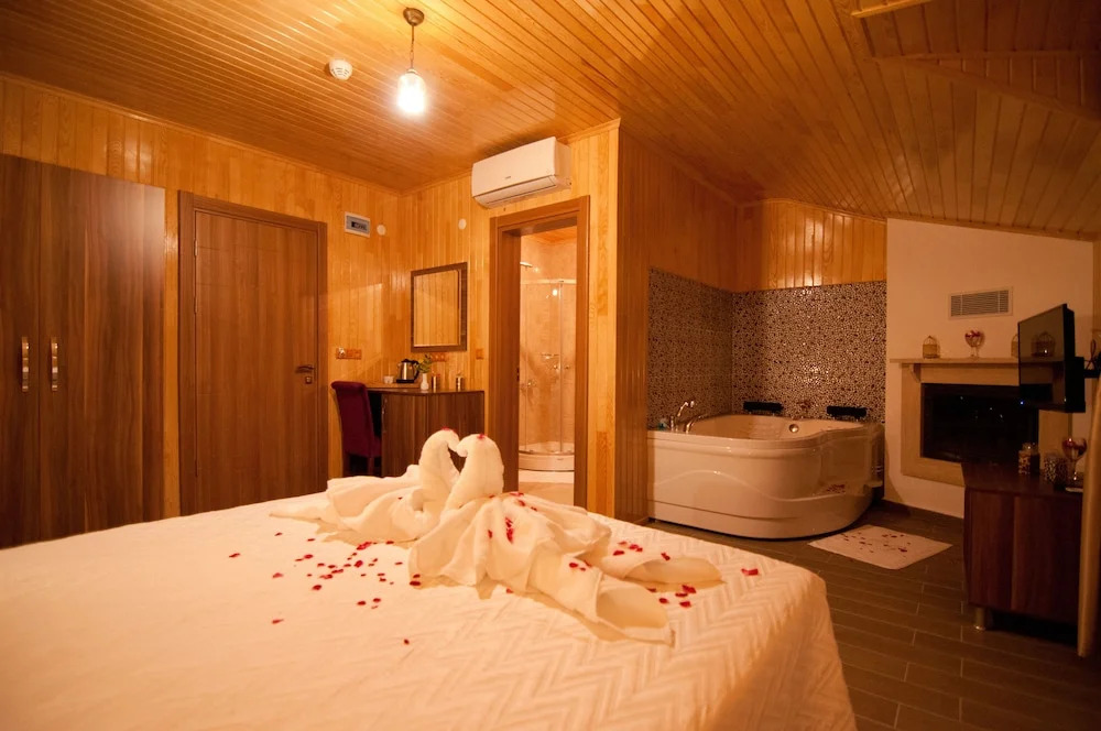 Defne Hotel