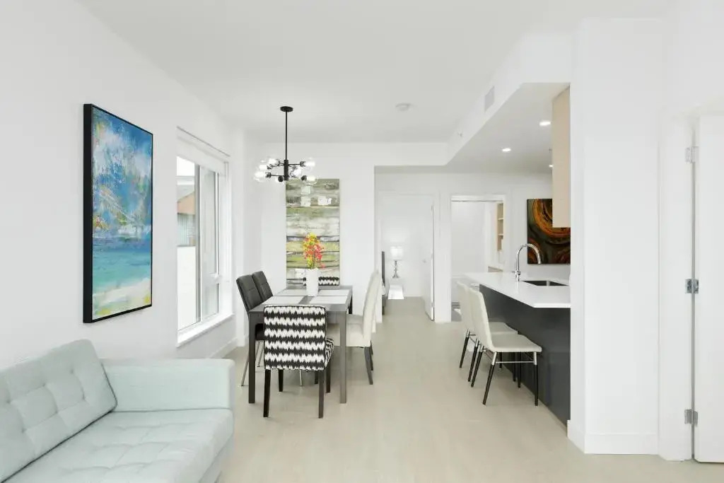 Cozy 2-bedroom condo in Vancouver
