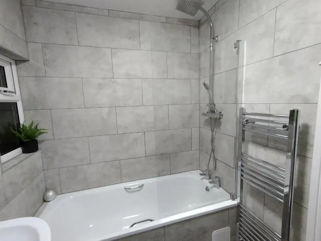 Queens Holiday Apartment