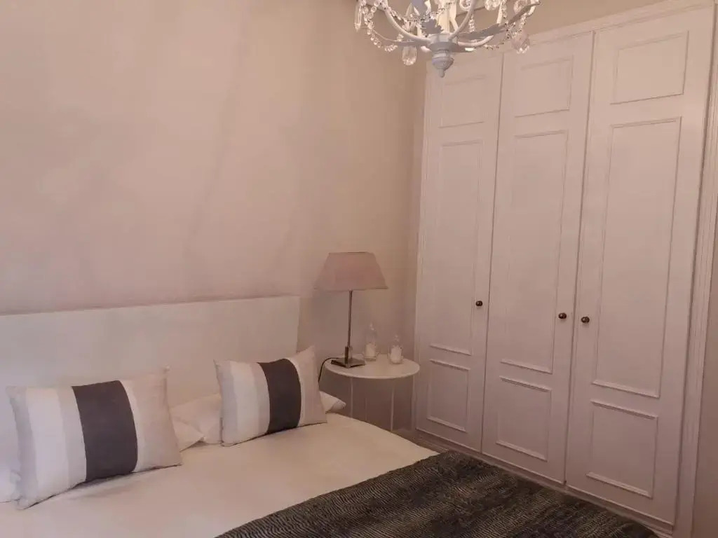 Habitación con baño privado en Bilbao