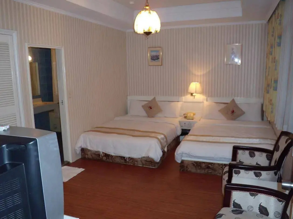 Hotel Chung Shan