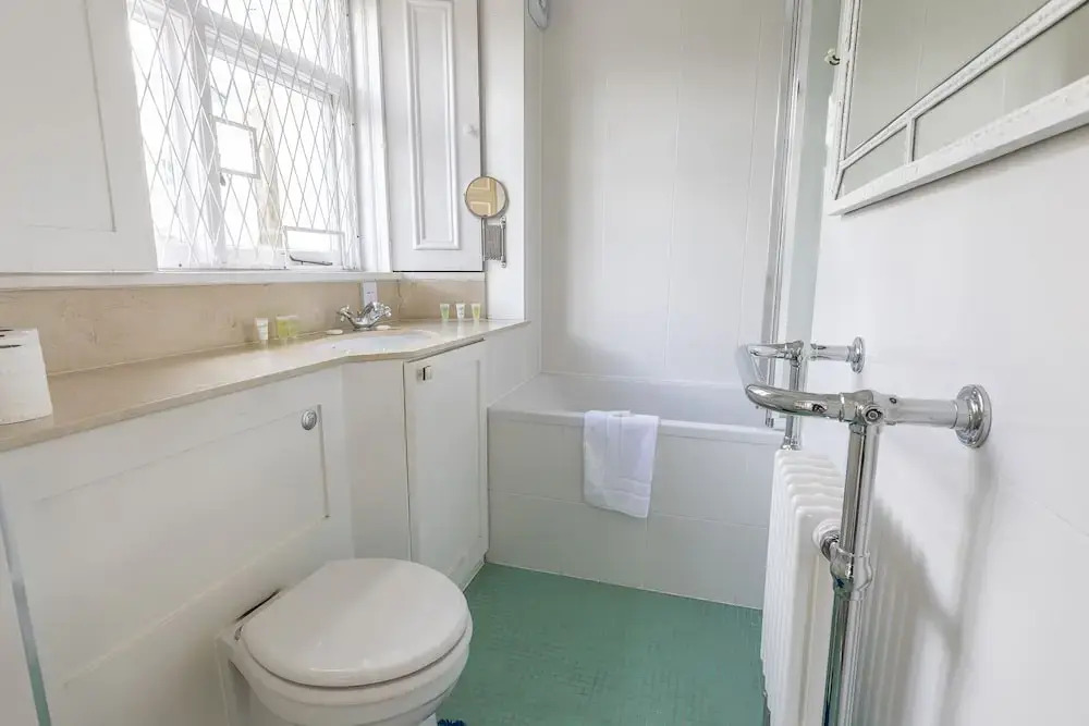Fabulous 2BR in Kensington, Near Holland Park