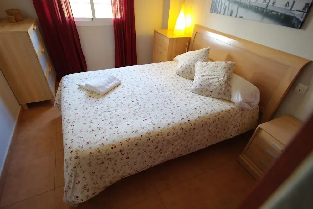 Apartamento con Piscina