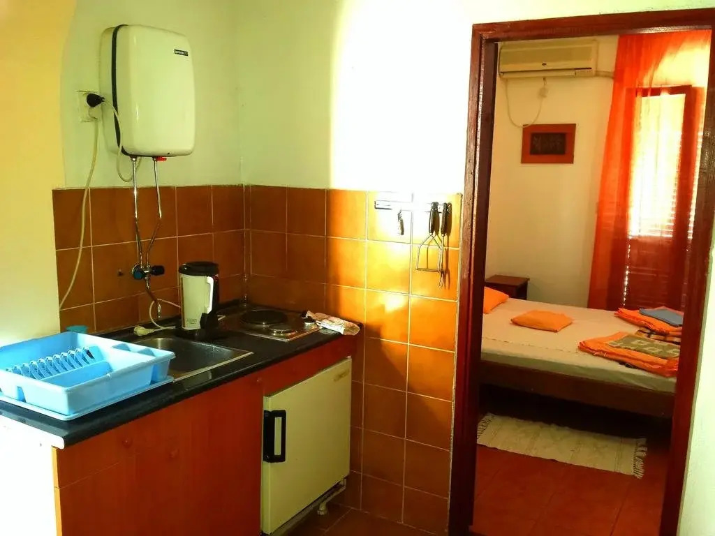Prag Apartments & Rooms