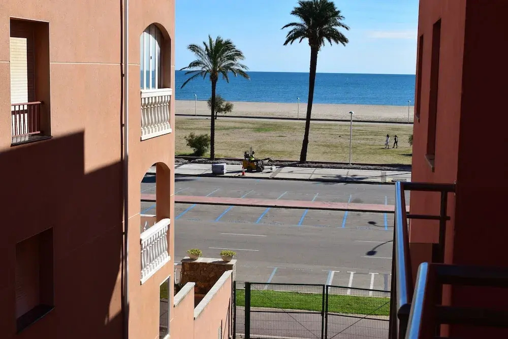 305-apartamento Primera Linea del Mar,piscina