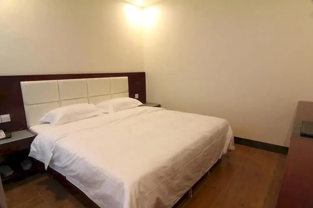 Dushi Wangjiao Business Hotel