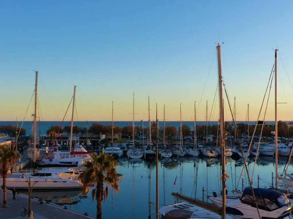 Classé 3 étoiles - Magnifique vue sur le port