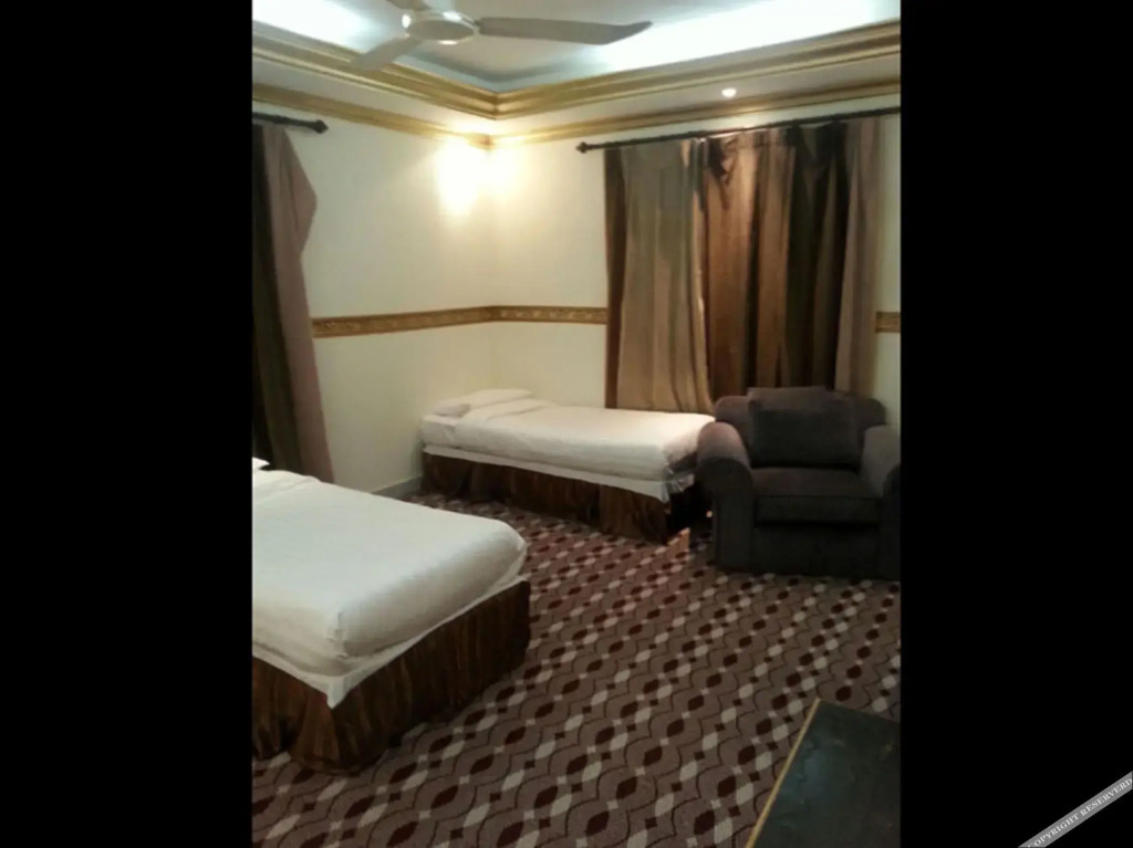 فندق البيرق