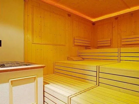 Kúpele Brusno - Kúpeľný hotel Poľana
