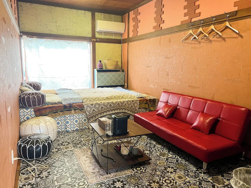 Wonderlust Inn