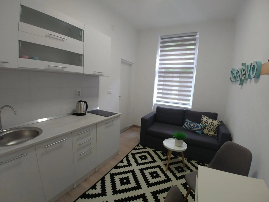 Apartments Sari