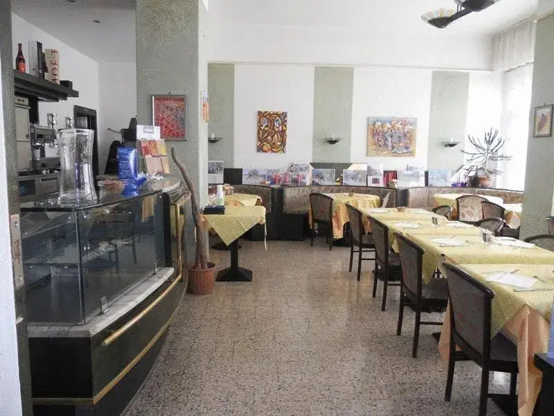 Lia Art Hotel