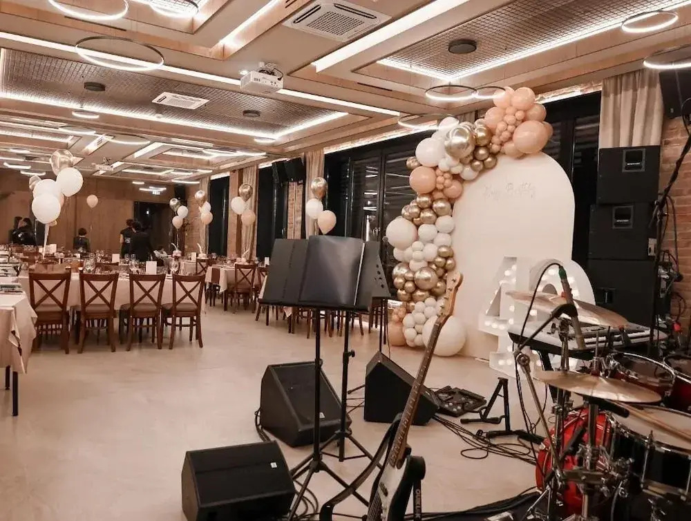 No Pardon Hotel
