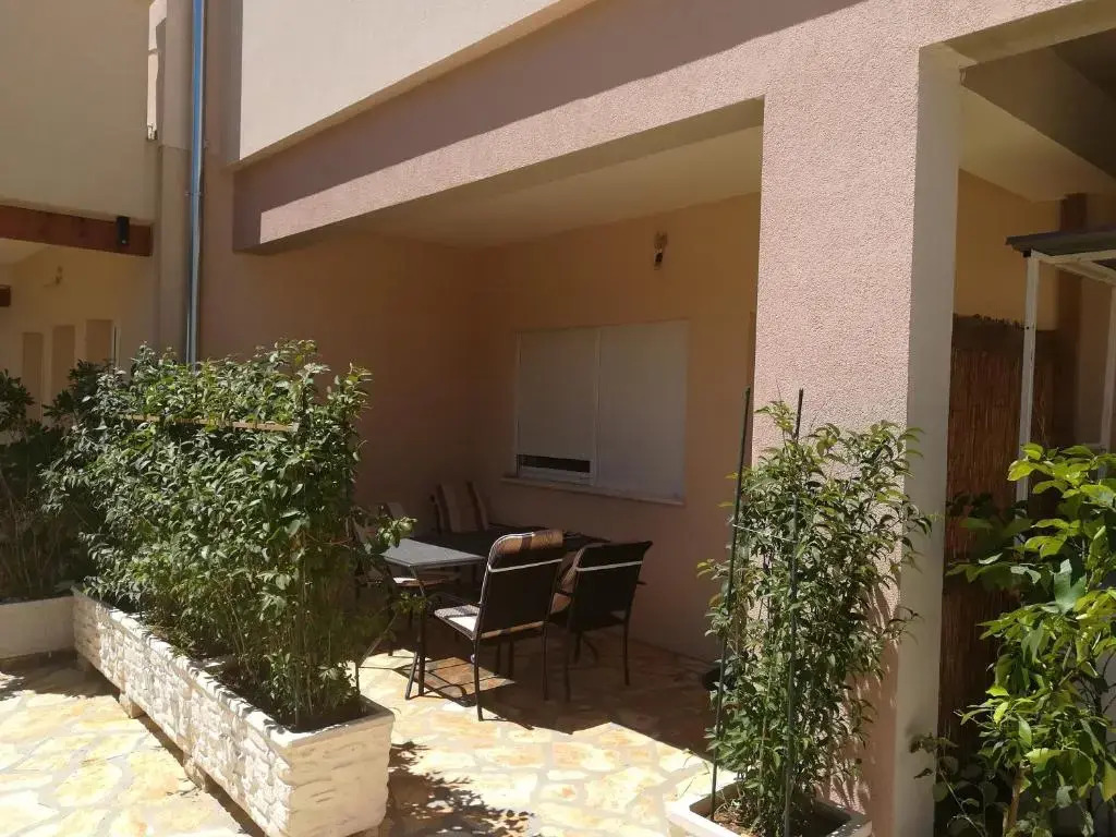 Apartments Lipić