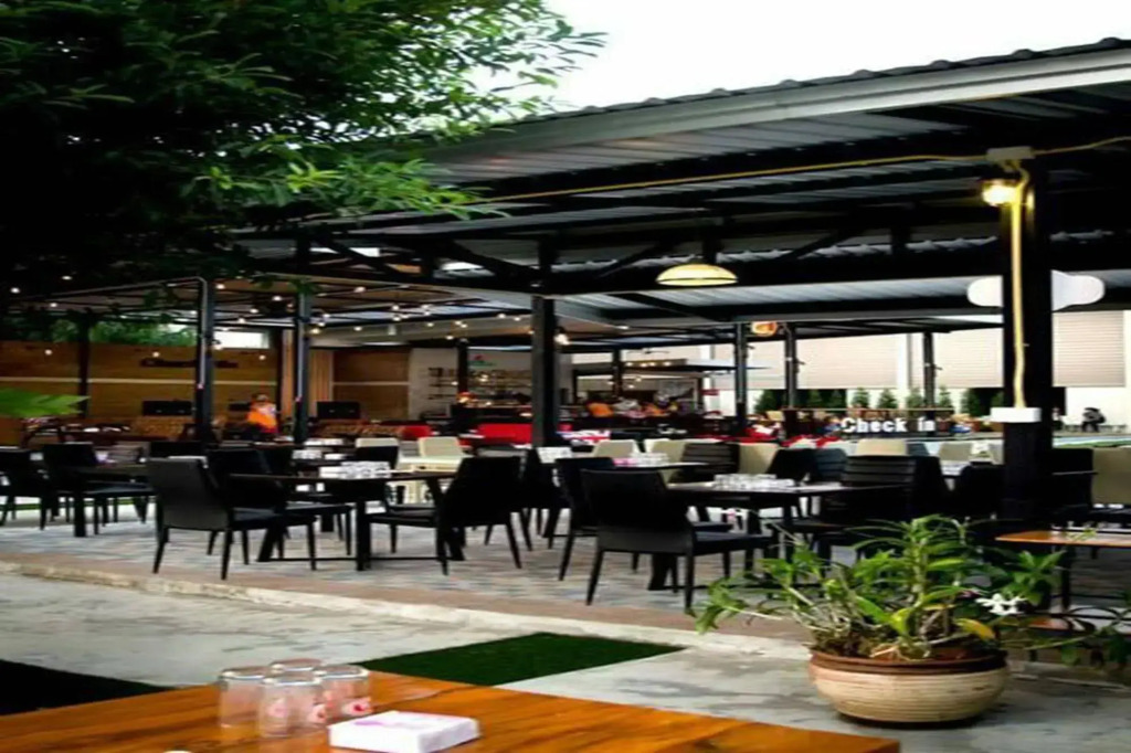 The Win Hotel