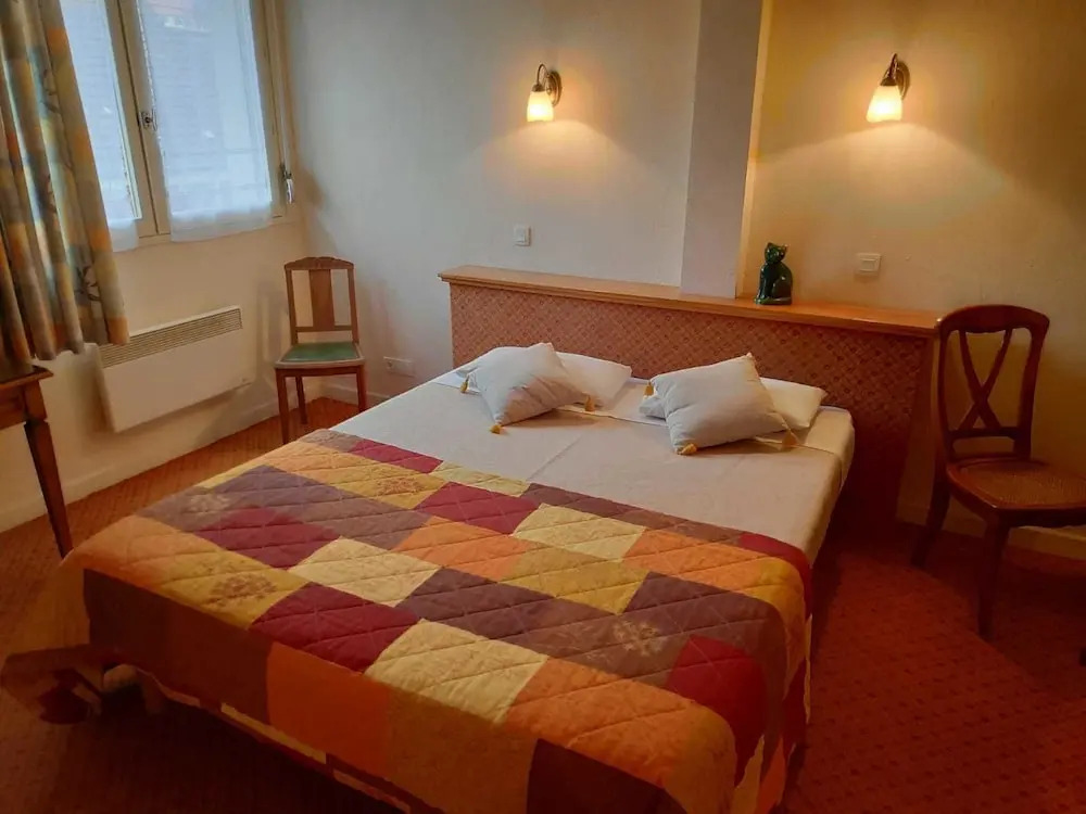 Logis Hotel Calisola Besançon - Soirée Etape - EuroVelo 6