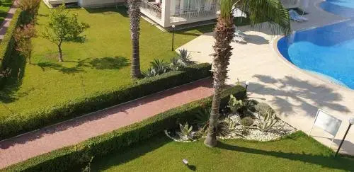 Nirvana Golf Apartment 7