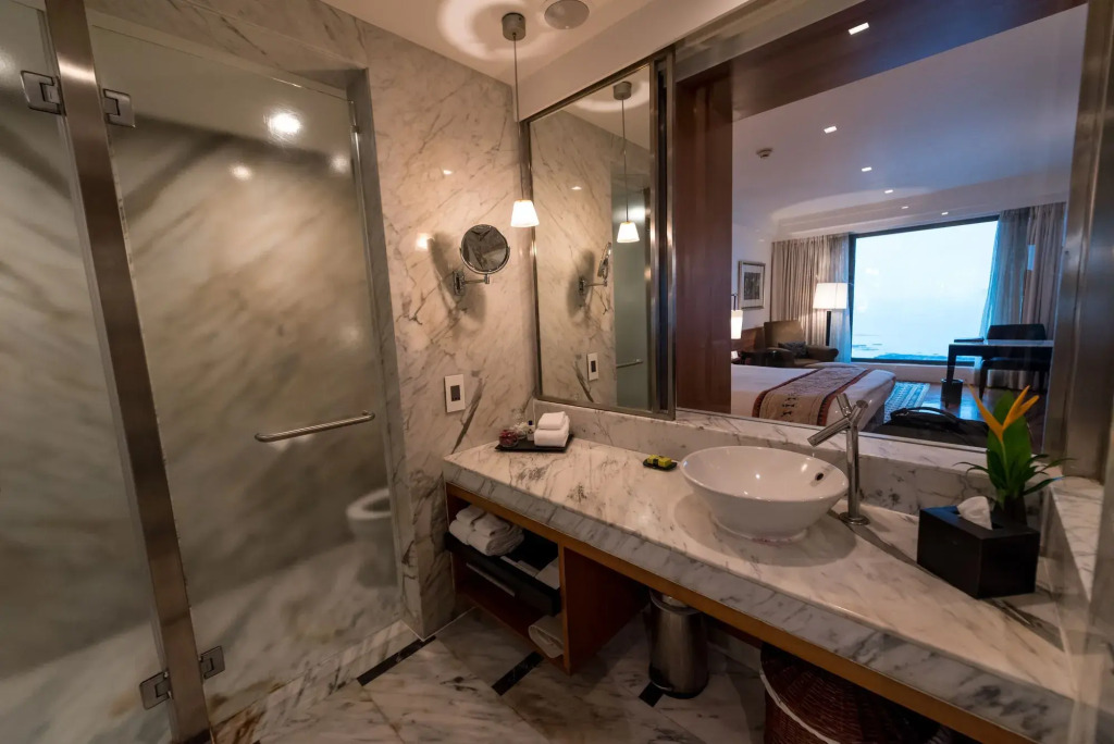 InterContinental Marine Drive Mumbai by IHG