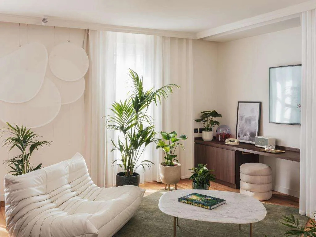 Seven Hotel Paris