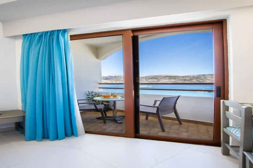 Oceanis Hotel