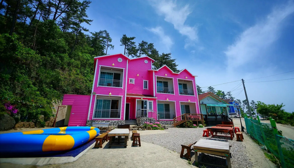 Buan Bada Poongkyung Pension