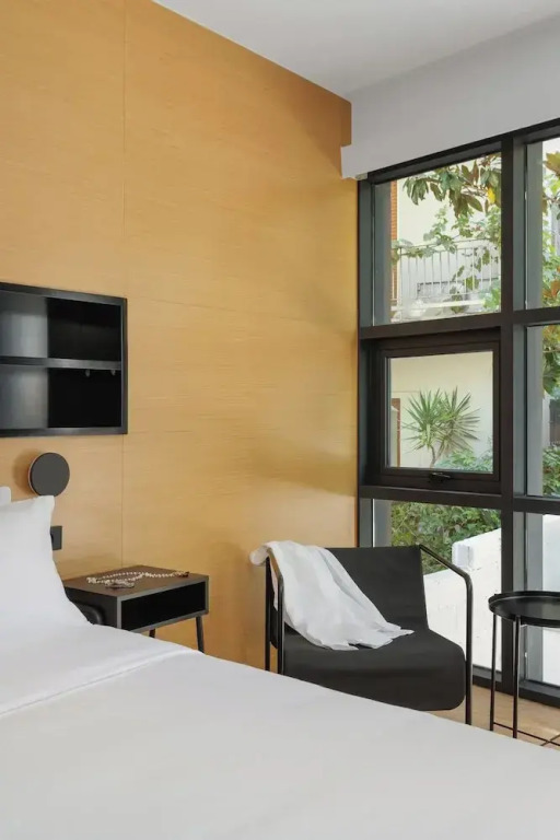 THE URBANIST •inner city residences•