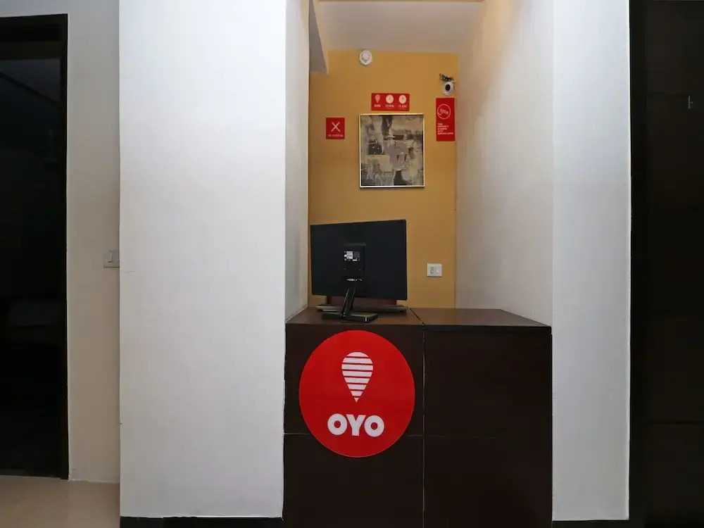 OYO 1187 Hotel Swiss Suites