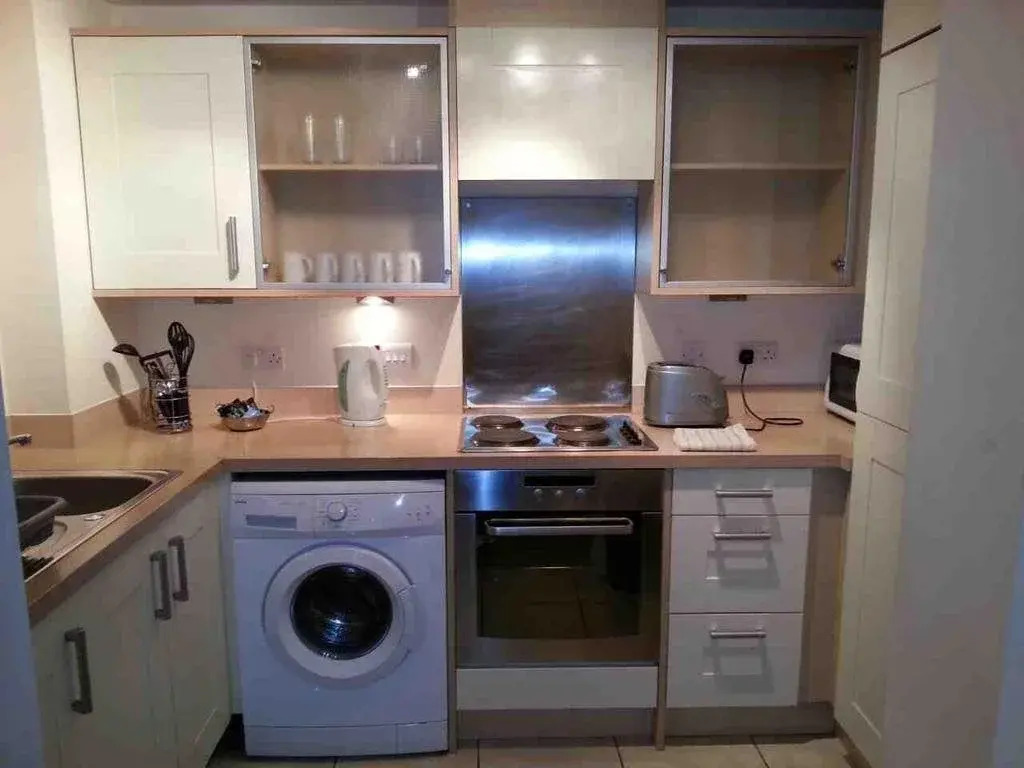 Contractors Guest House