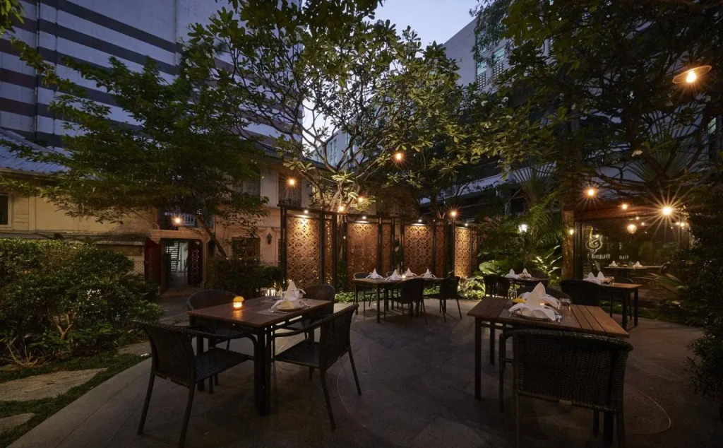 The Rose Residence, Bangkok