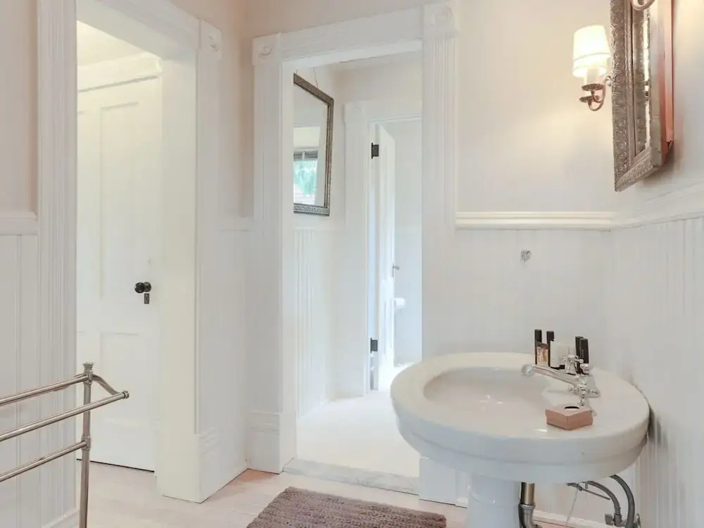New Listing! Updated Victorian W/ Lake Union Views 3 Bedroom Home