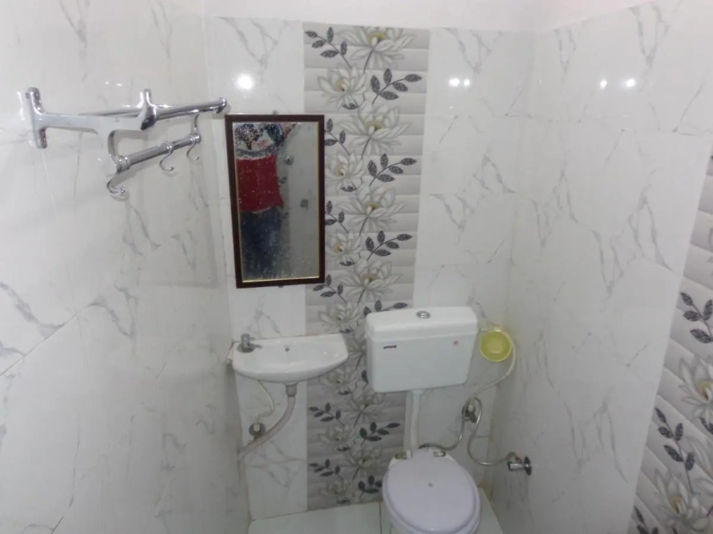 Luxmi Hotel
