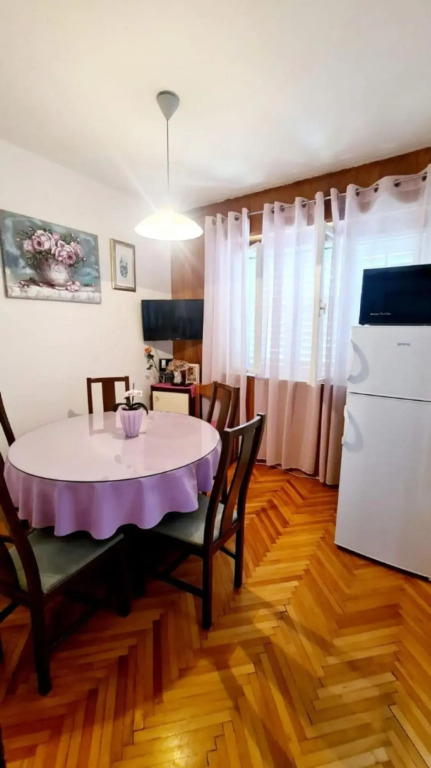 BLAžENKA - A1(4+1) IN OMIS