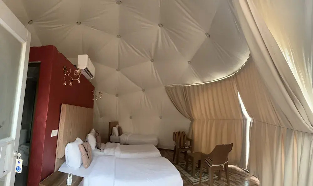 Luxury purple bubble tents
