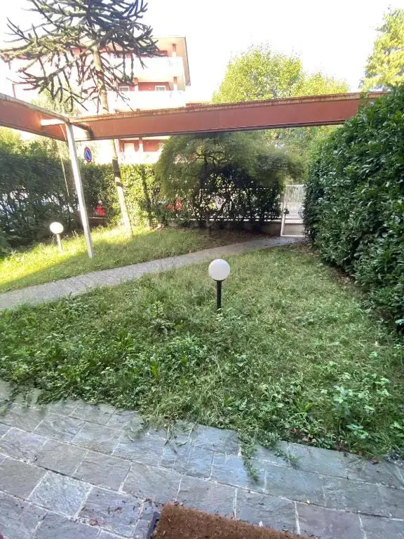 LegnHouse - 3 camere e giardino vicini a Milano, Fiera e IULM