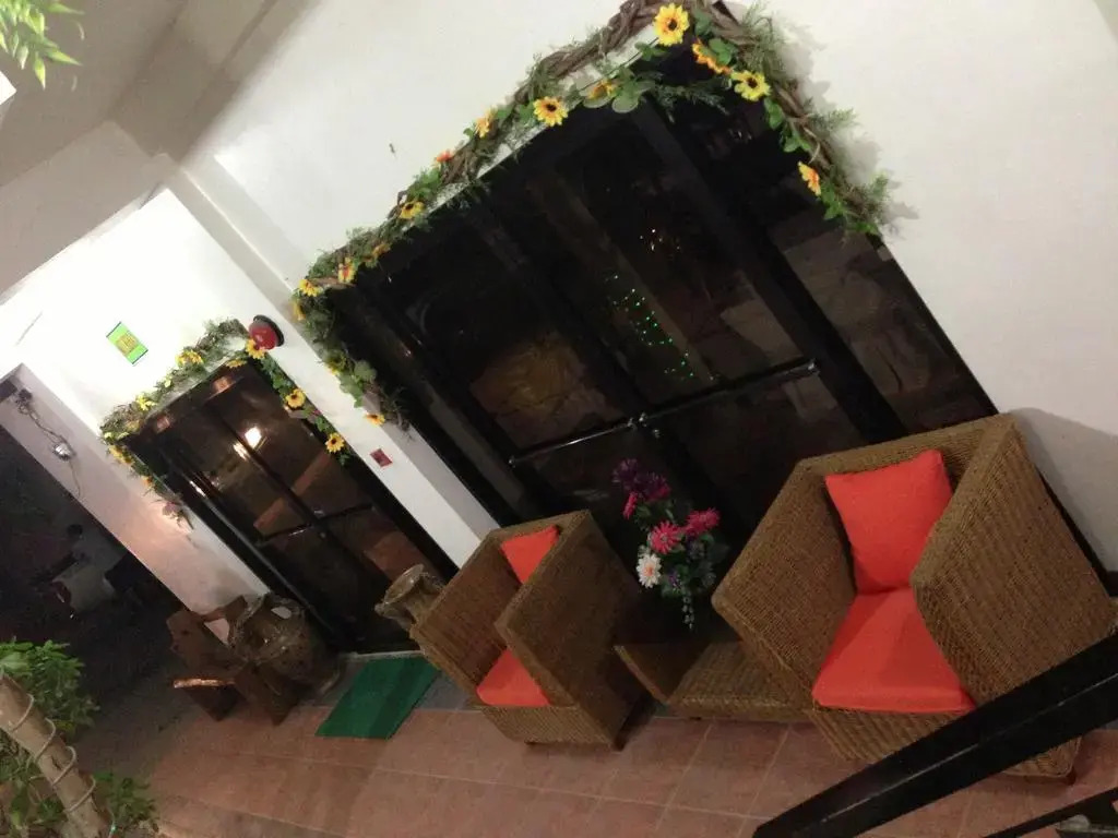 REYNAS THE HAVEN and GARDENS