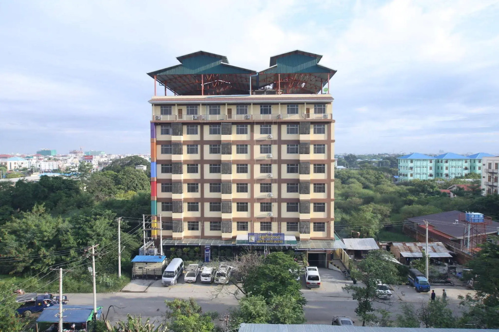 Shwe Htee Hotel