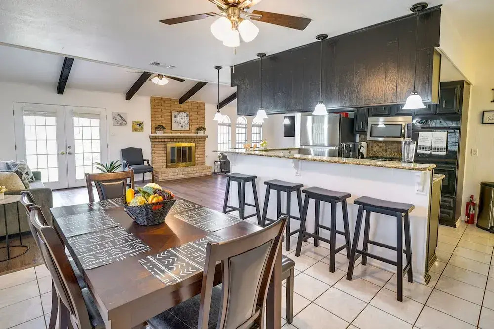 San Antonio Home w/ Private Pool: 5 Mi to Downtown