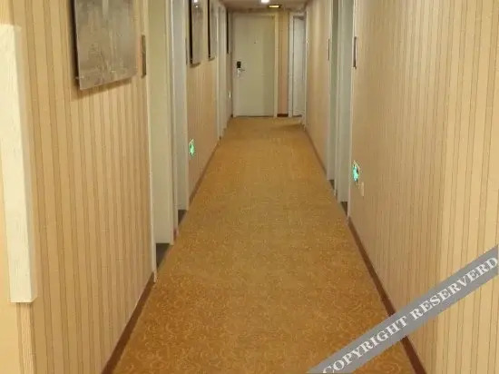 Super 8 Hotel Beijing South Railway Station Yang Qiao