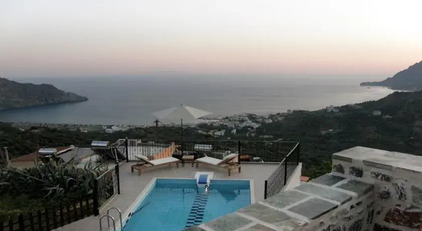 Villa Aretousa