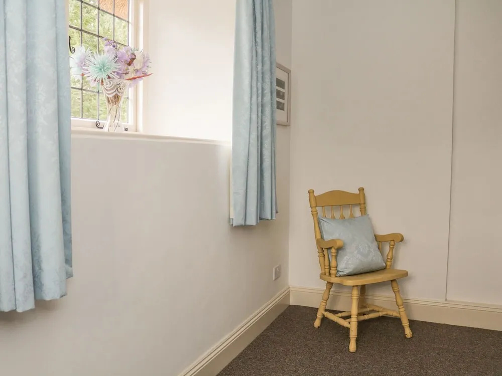 Alice Cottage