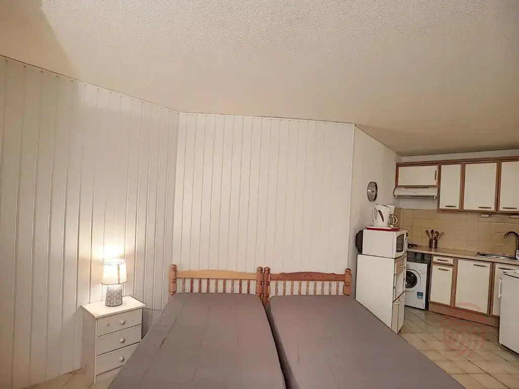 Appartement Lamalou-les-Bains, 1 pièce, 2 personnes - FR-1-451-89