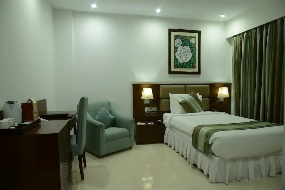 The Alcor Hotel