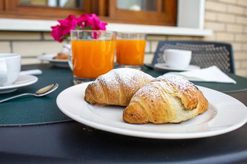 LA DAMA ROOM&BREAKFAST