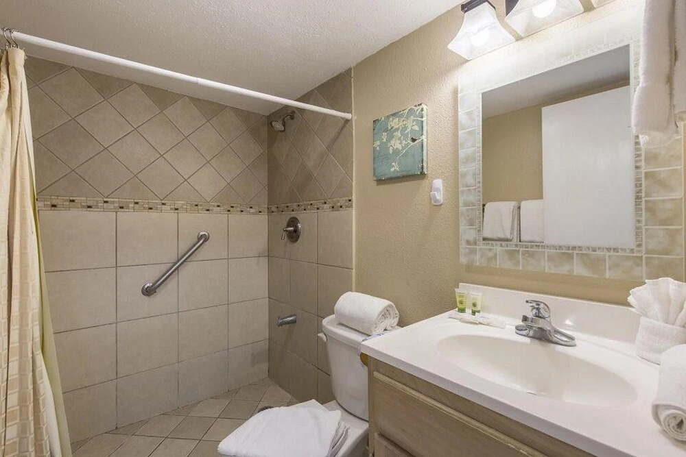 Gulfview II Condominium 211