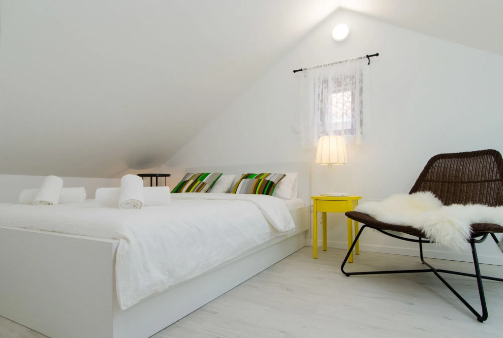 Apartments & Rooms Tiramola - Old Town