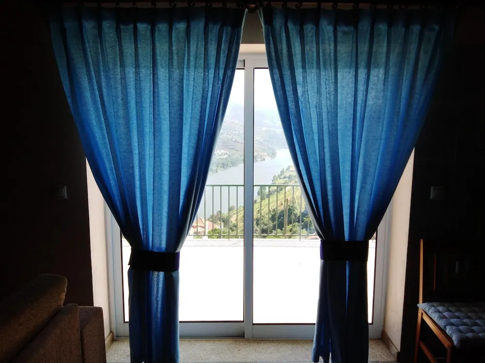 Villa with 3 Bedrooms in Mesão Frio, with Wonderful Mountain View, Private Pool, Furnished Terrace - 93 Km From the Beach
