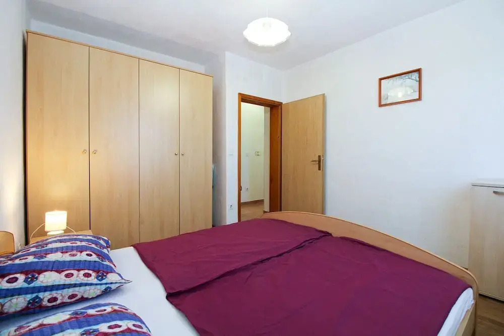 Apartment 517