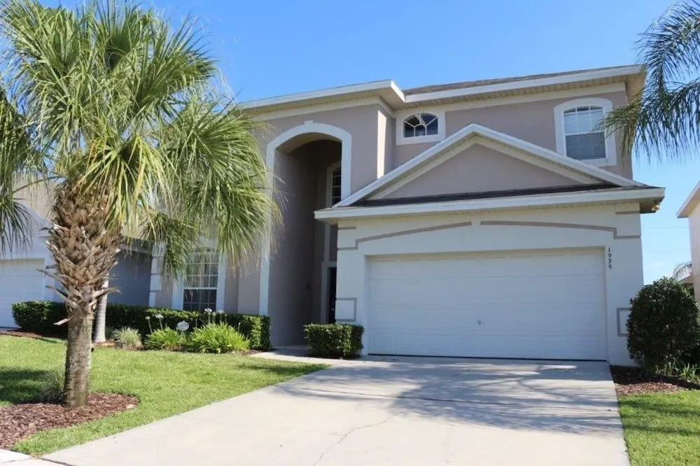 Glenbrook 1939 - Seven Bedroom Villa with Private Pool