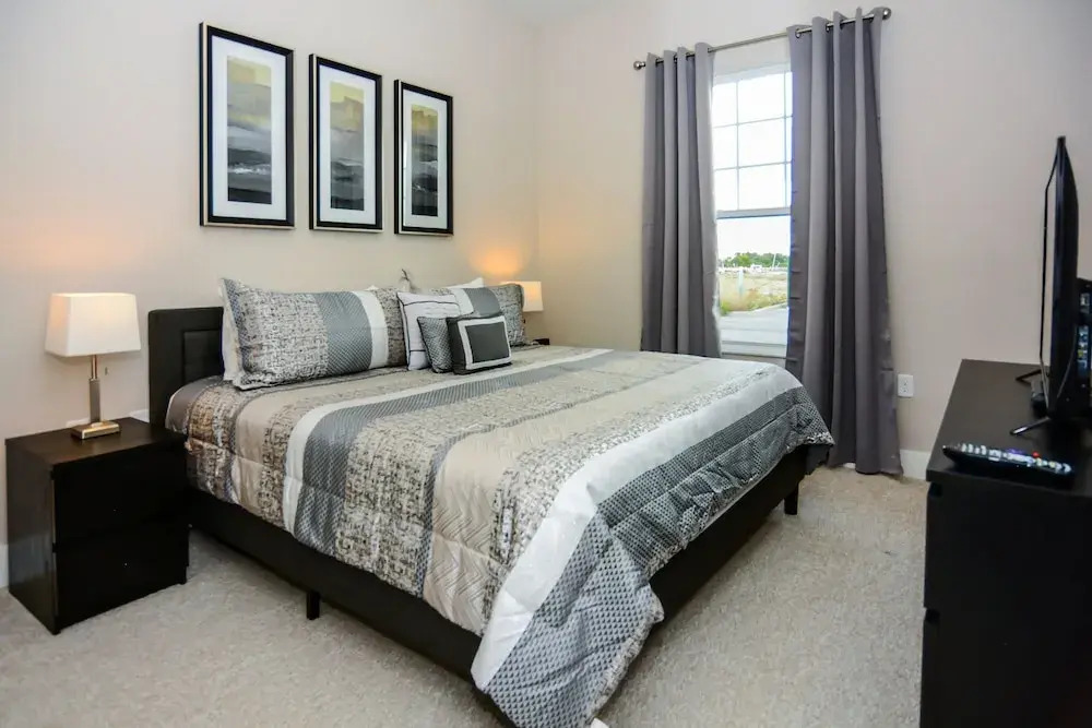 3 BR 3BA 1678ft 5min Disneyworld Resort Style